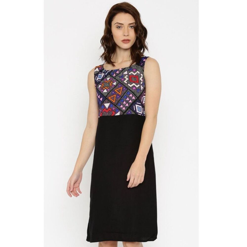 Geometric Patterned Black Midi Dress